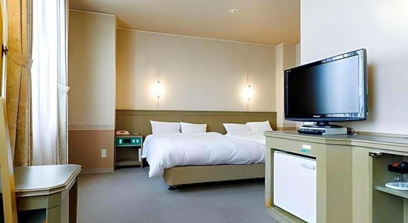Smile Hotel Asahikawa Bagian luar foto